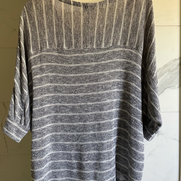 Splendid Striped Top - Picture 2 of 3